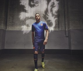 世界杯2026-黑马咆哮索菲亚，保加利亚战术完爆三狮军团，塔雷米登基E组之王
