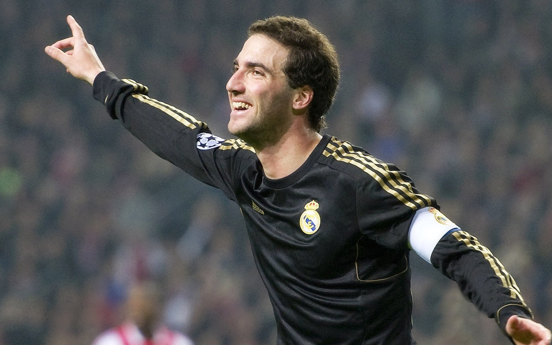 当安菲尔德奇迹遇上NBA接管时刻,硬仗基因如何跨越运动边界