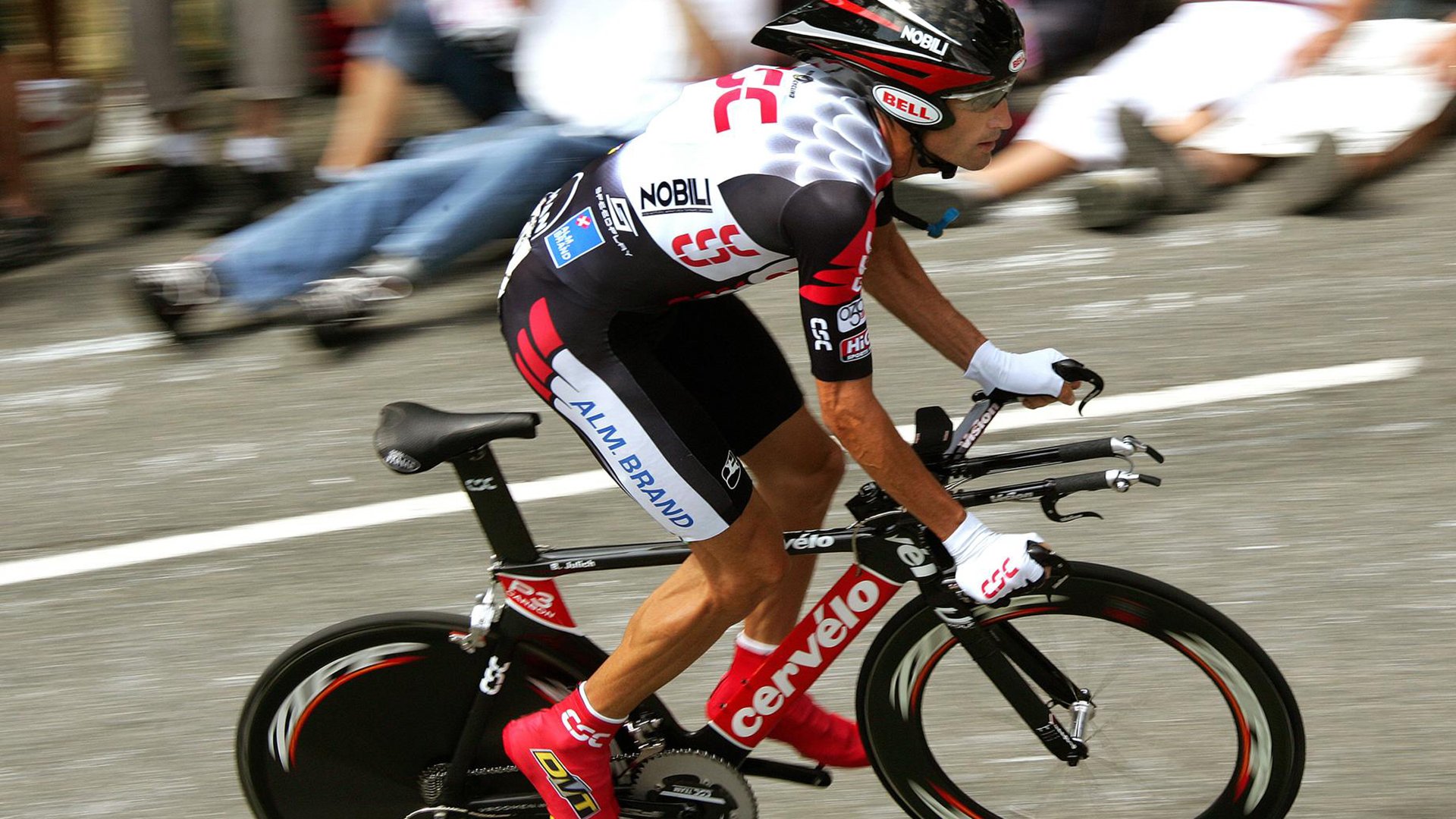 NBA季后赛焦点战,黄蜂收割雷霆,青春风暴席卷联盟