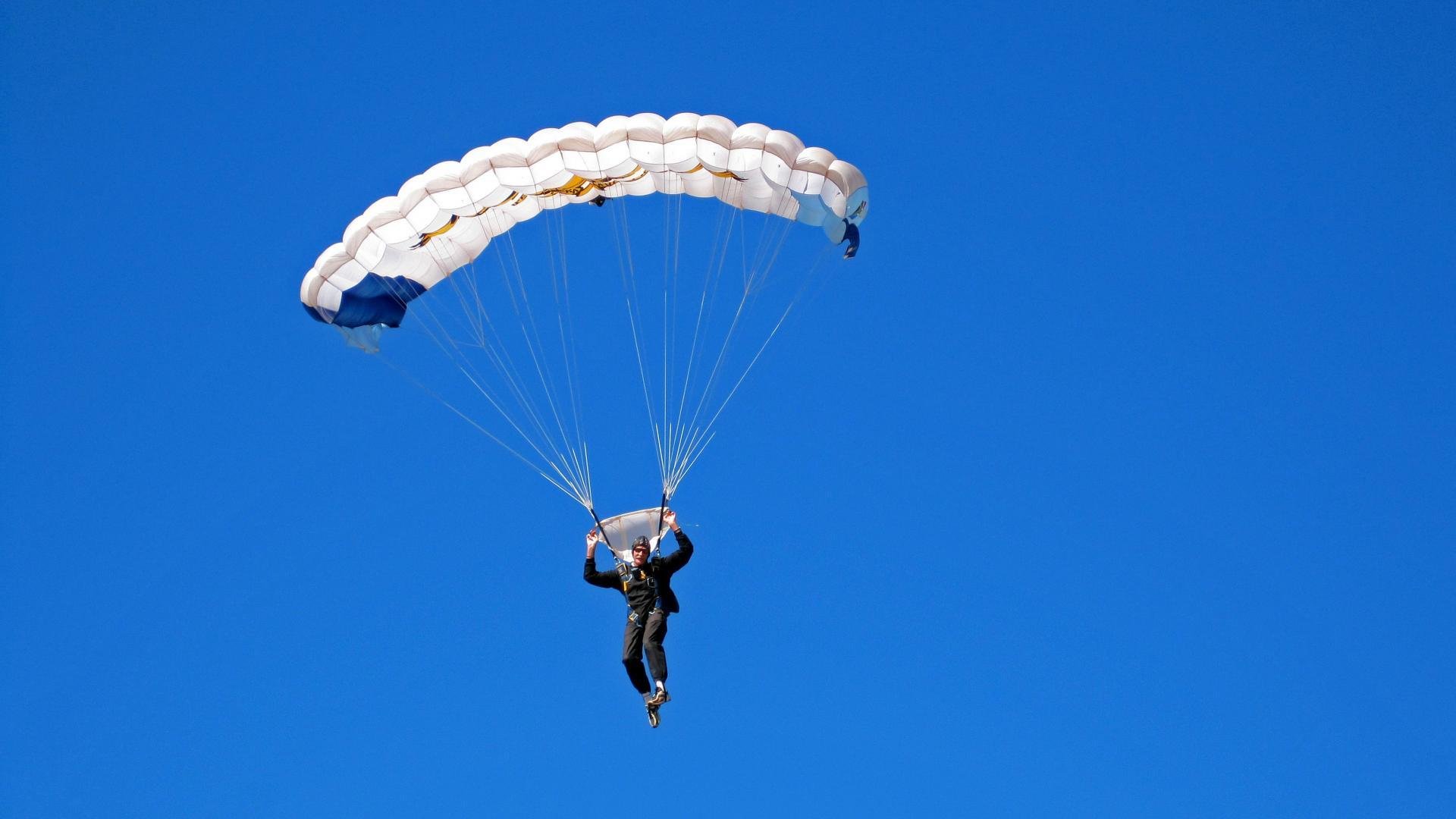 班凯罗连续得分拉开差距,当NBA的未来遇见CBA的现在